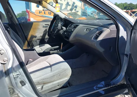 2001 Honda Accord Value Package z USA, uszkodzony, nr VIN 1HGCF86671A085454